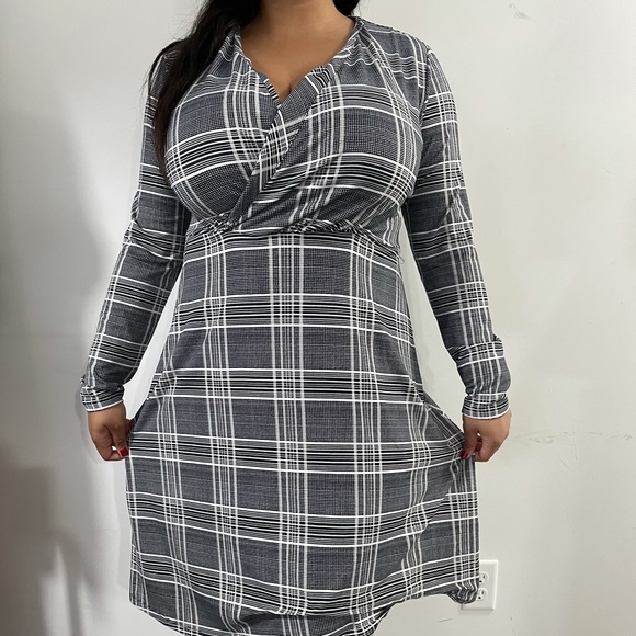 Perfect midi dress - Picture 1 of 6